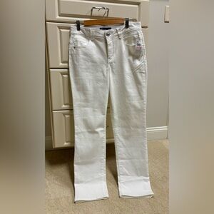 Democracy Women's Straight Leg Jeans in Pure White NWT